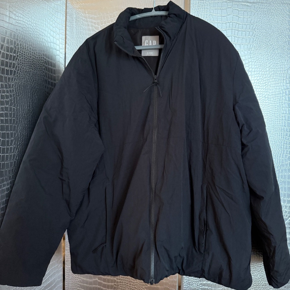 Gap black puffy jacket for men Size XL